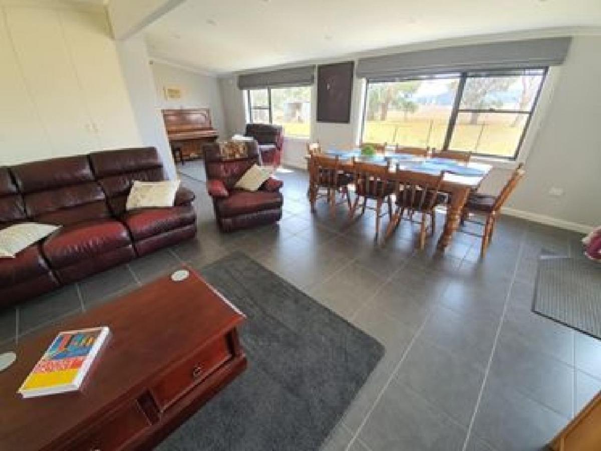 מאונט גמבייר Pleasant Hill Bnb מראה חיצוני תמונה