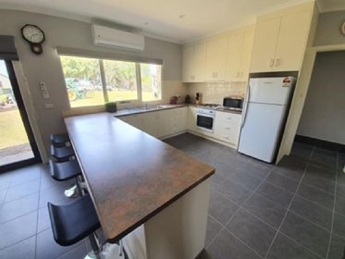 מאונט גמבייר Pleasant Hill Bnb מראה חיצוני תמונה